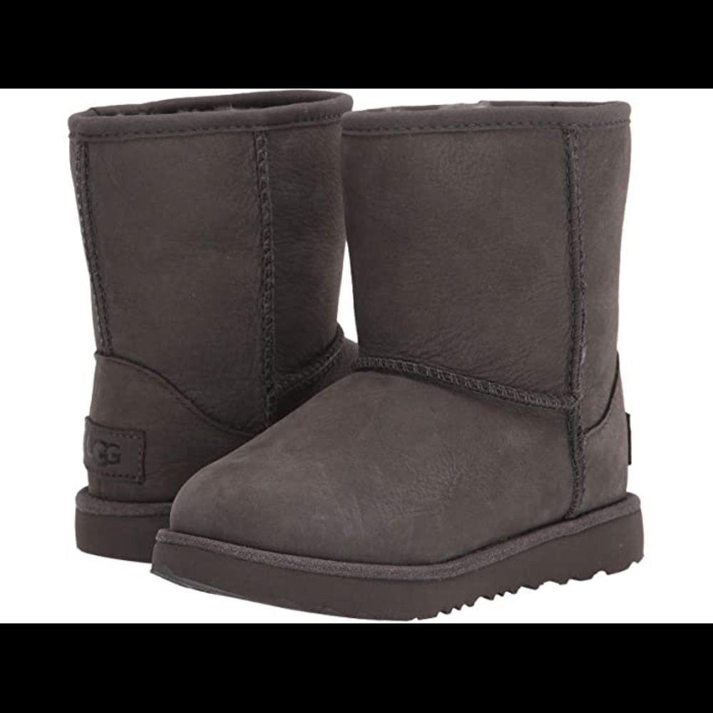 Ugg classic short boot in grey size kids 4/ wmns 6